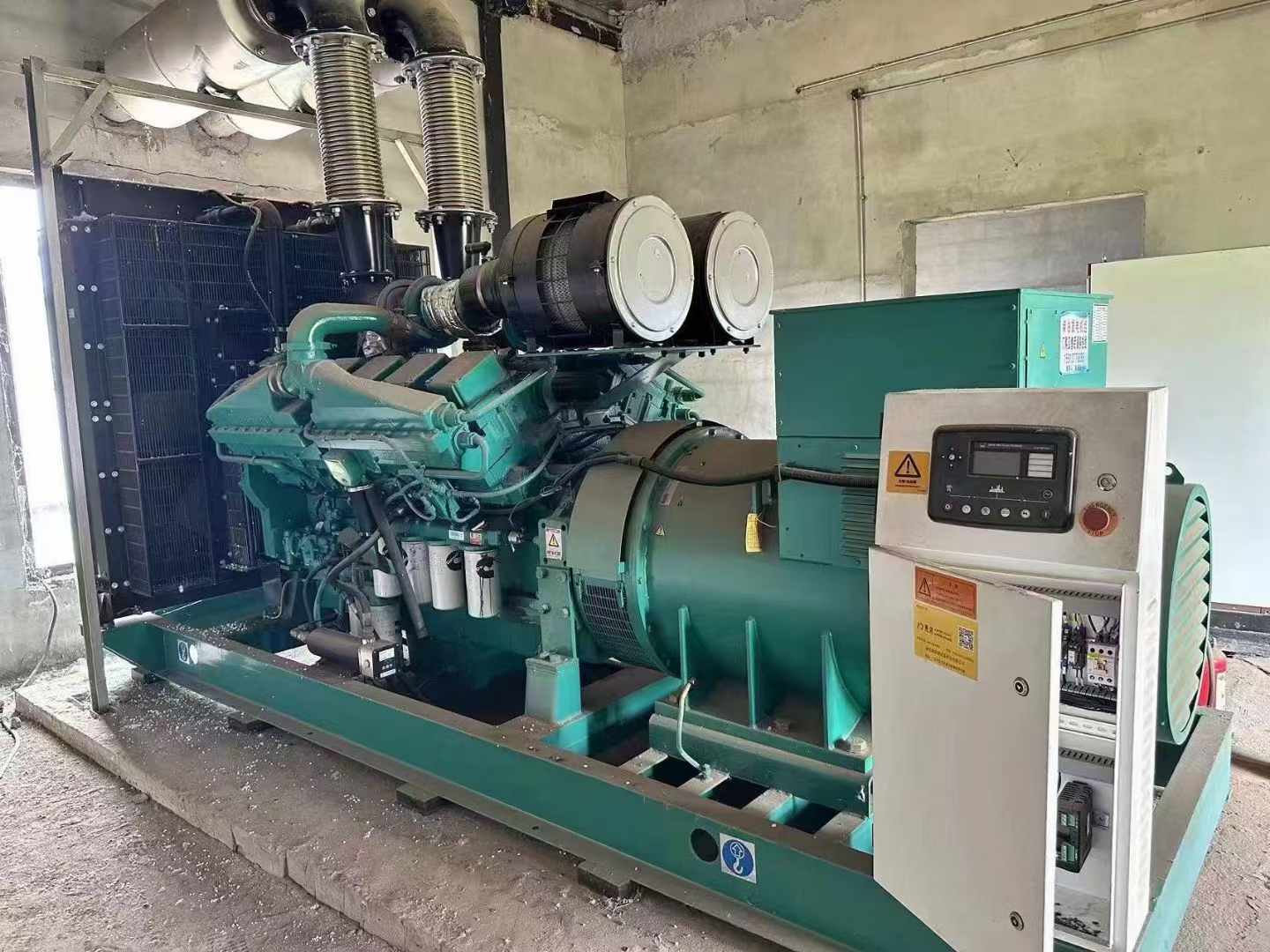 黄平无功补偿装置的性能评估需要考虑哪些因素？