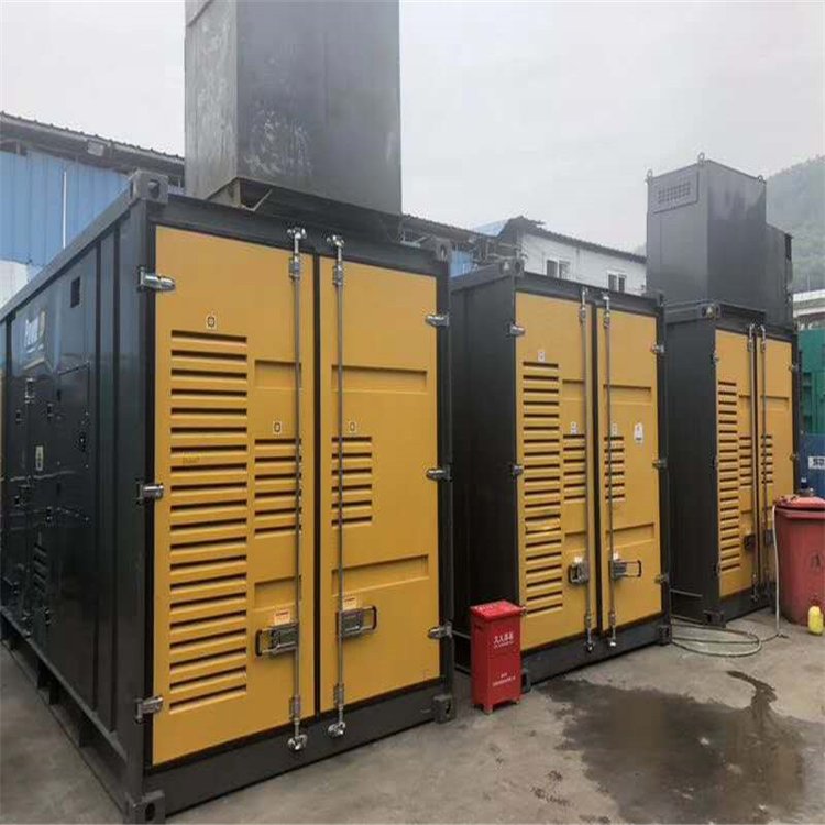 黄平温度变化对不同类型欠压保护装置的可靠性影响有何差异？