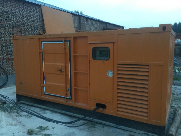 黄平发电机组长期使用中，电缆线的敷设路径有哪些要求？